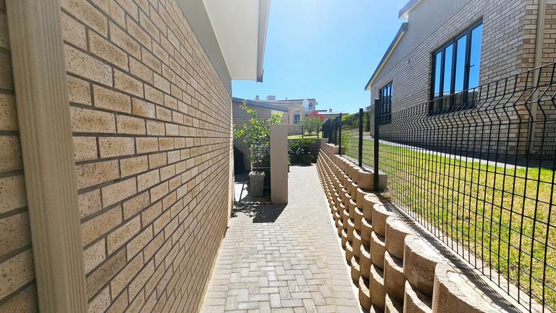 3 Bedroom Property for Sale in Dana Bay Western Cape